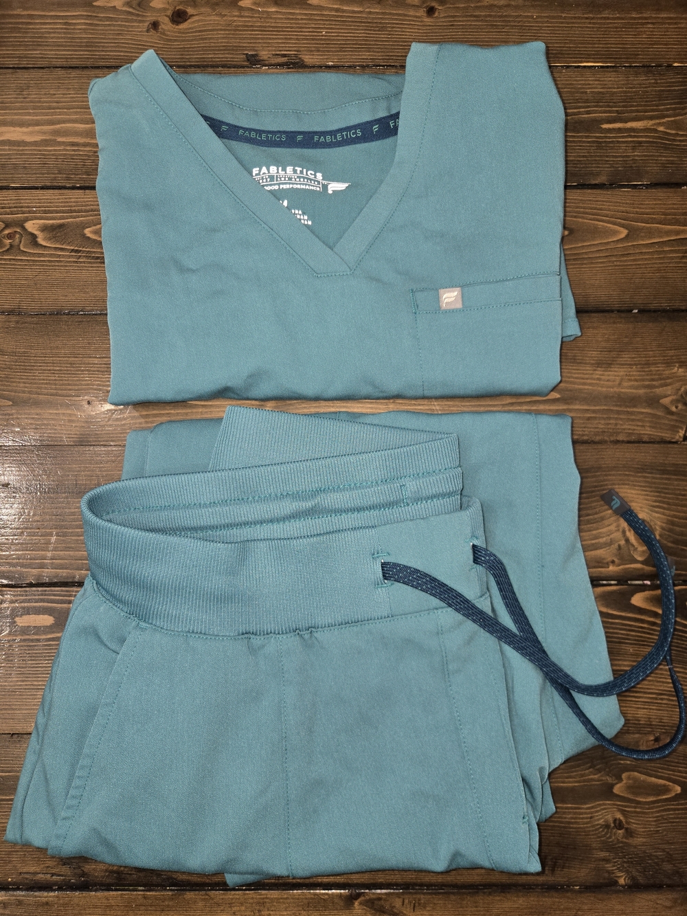 Fabletics Teal V-Neck Scrub Top & Jogger Medical Scrub Set Size Medium